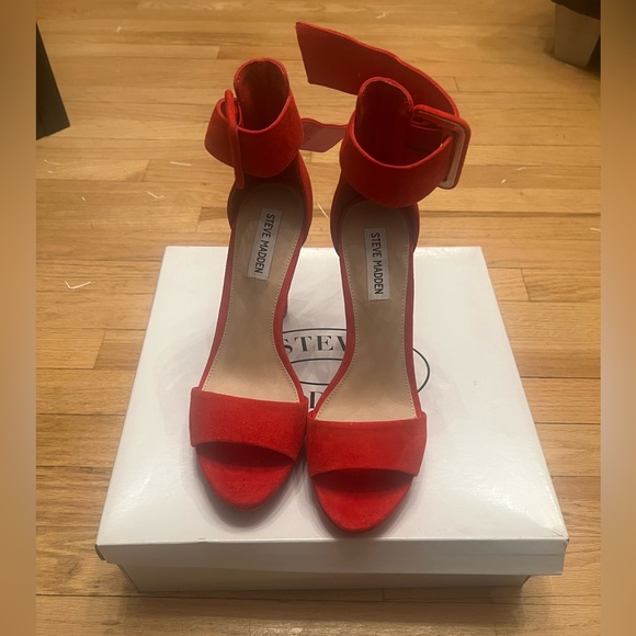 Red Steve Madden Heels Suede - Picture 4 of 10